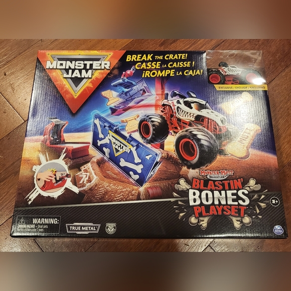 Monster Jam Blasting Bones Playset Includes Monster Mutt Dalmation Truck NIB - Picture 2 of 13